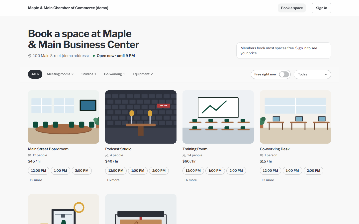 A chamber's booking site: rooms, a podcast studio and a 3D printer, each with the member's price.